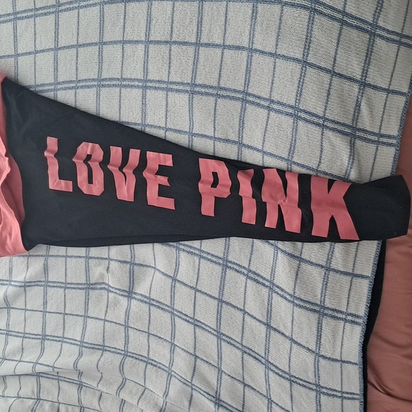 Pink by Victoria secret - Picture 2 of 4